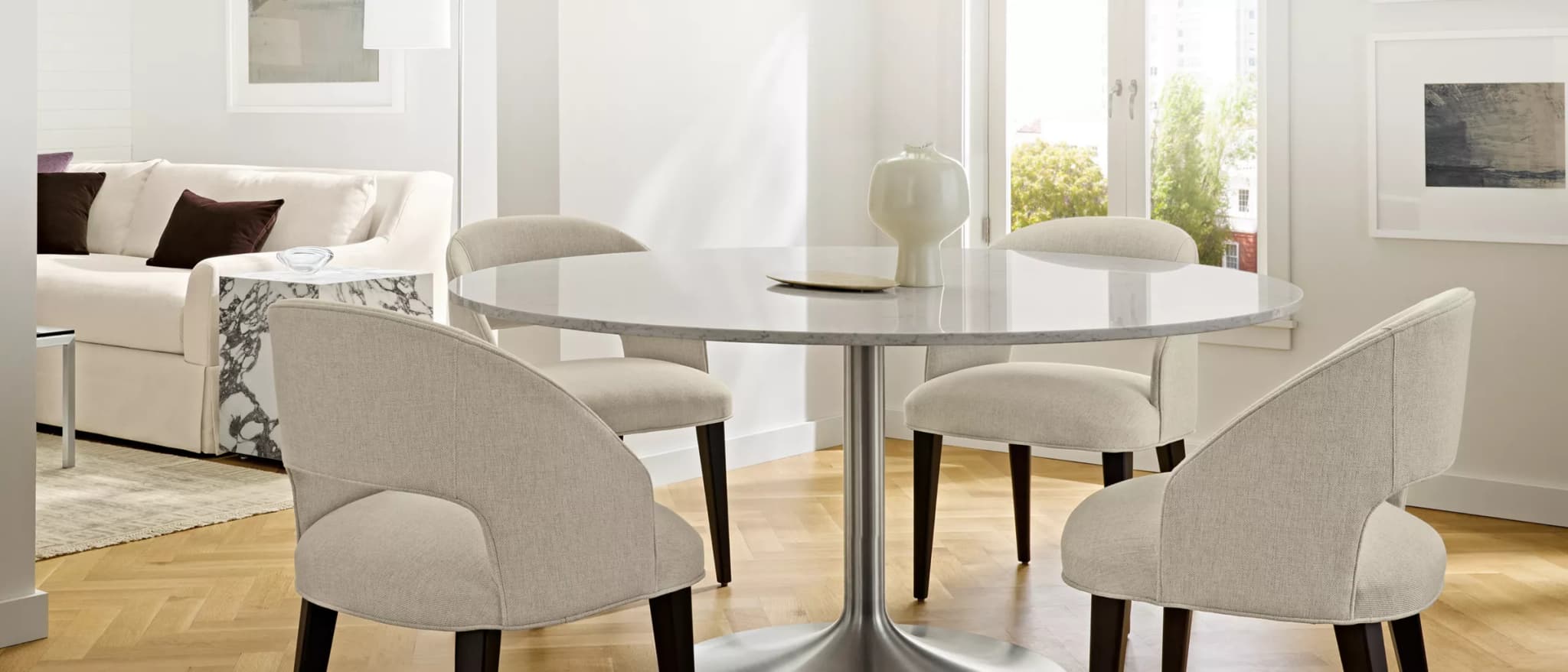 Guide to Buy Modern Furniture Online: Trends, Tips, and Best Practices