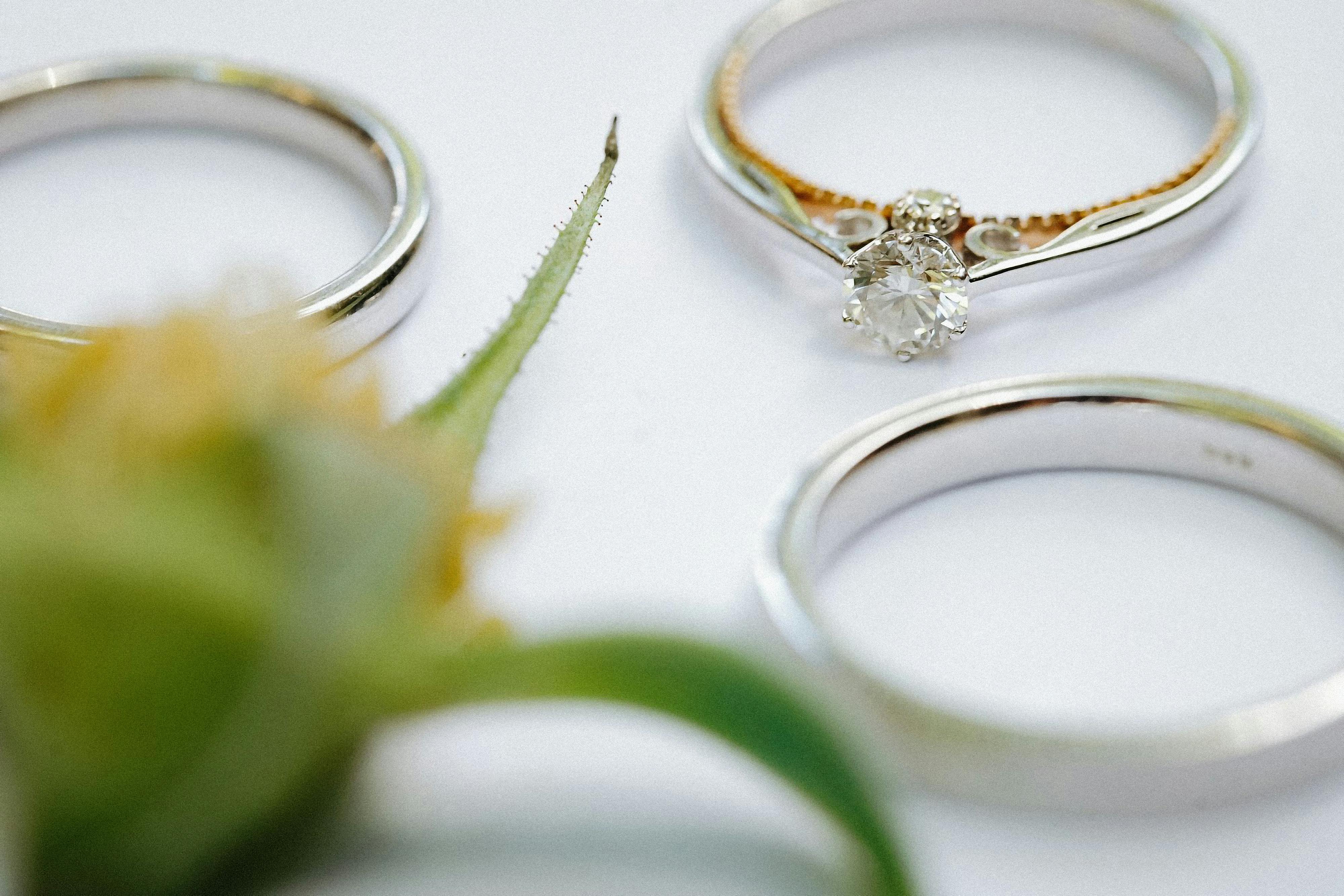 High quality gemstone rings That Add Color and Luxury
