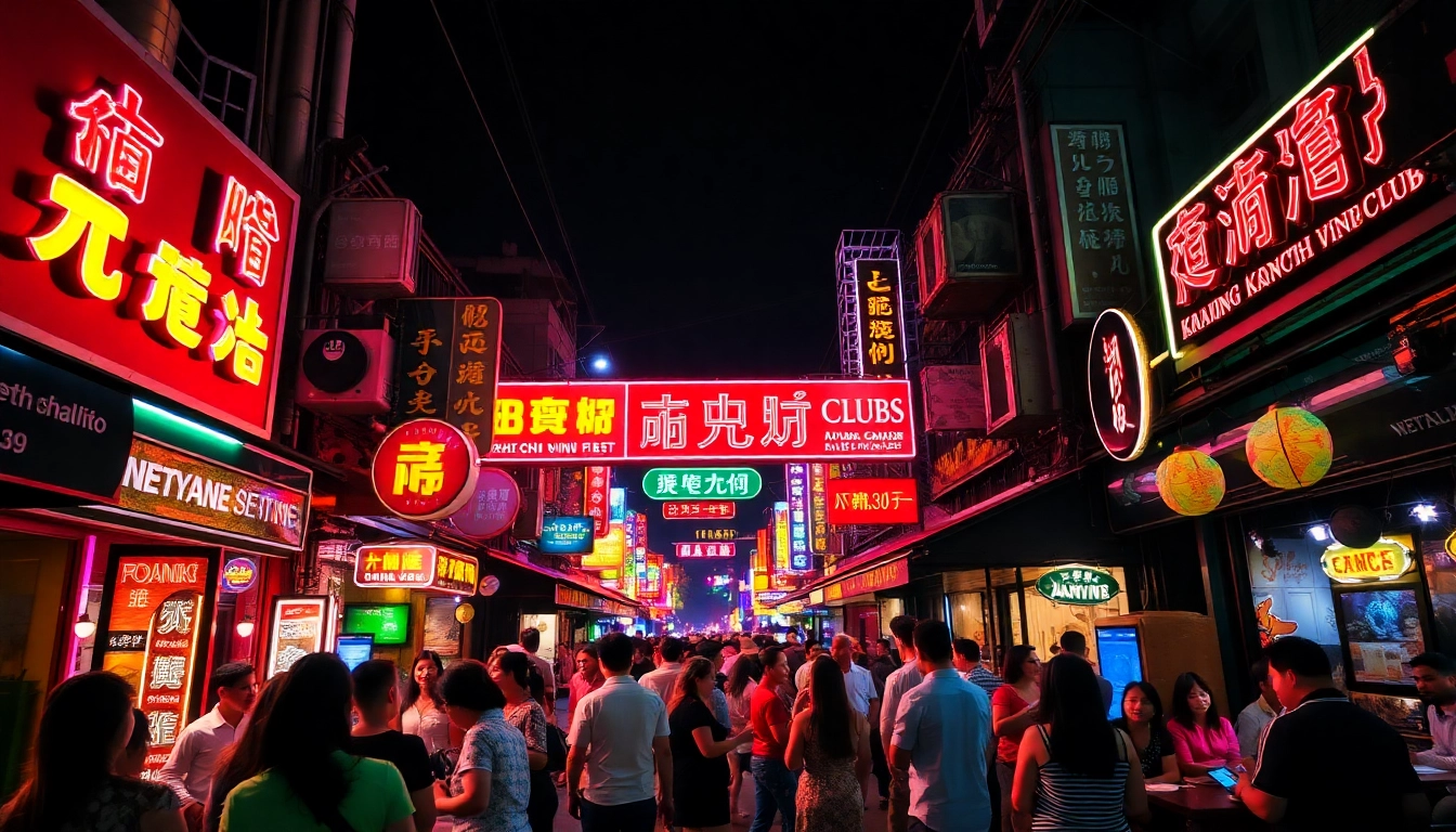 호치민밤문화 scene with lively nightlife, bars, clubs, and people enjoying themselves